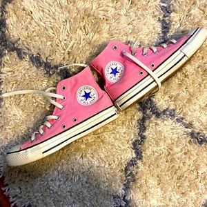 Converse Chuck Taylor All-Stars pink high top 6.5